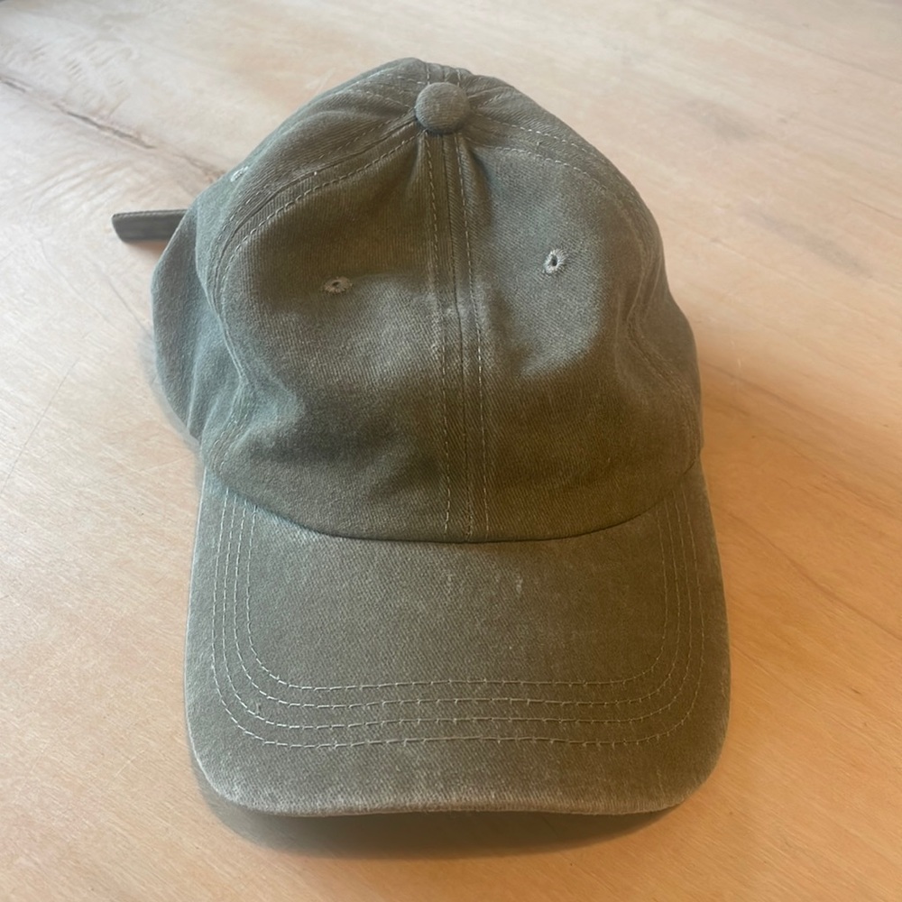 NWT Lift Down Classic Cap Army Green